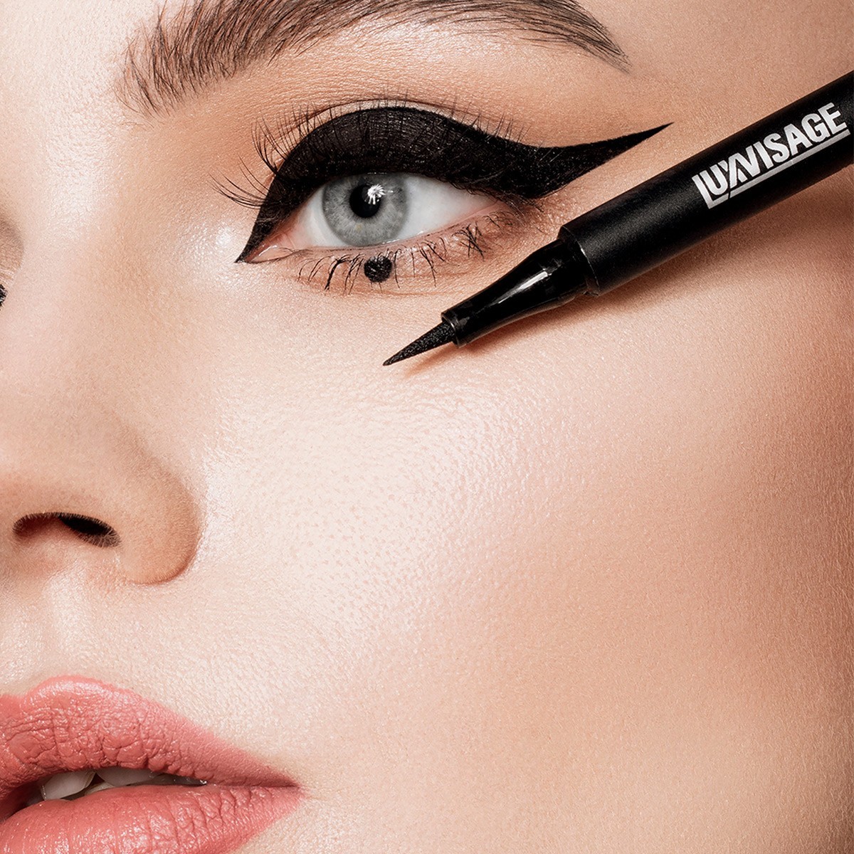 Eyeliner для глаз. LUXVISAGE подводка фломастер Matt Tattoo Waterproof 24h. Подводка-фломастер для глаз Matt Tattoo Waterproof 24h Smudgeproof. Подводка-фломастер для глаз LUXVISAGE Matt Tattoo Waterproof 24h Smudgeproof чёрная. Подводка-фломастер для глаз "Matt Tattoo".